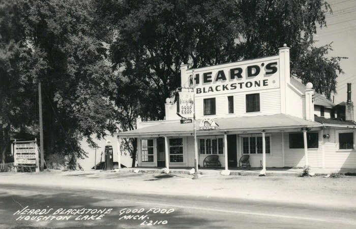 Heards Blackstone Houghton Lake Mi Fish Chips Neon Rppc Gas Pump Photo 1940S (newer photo)